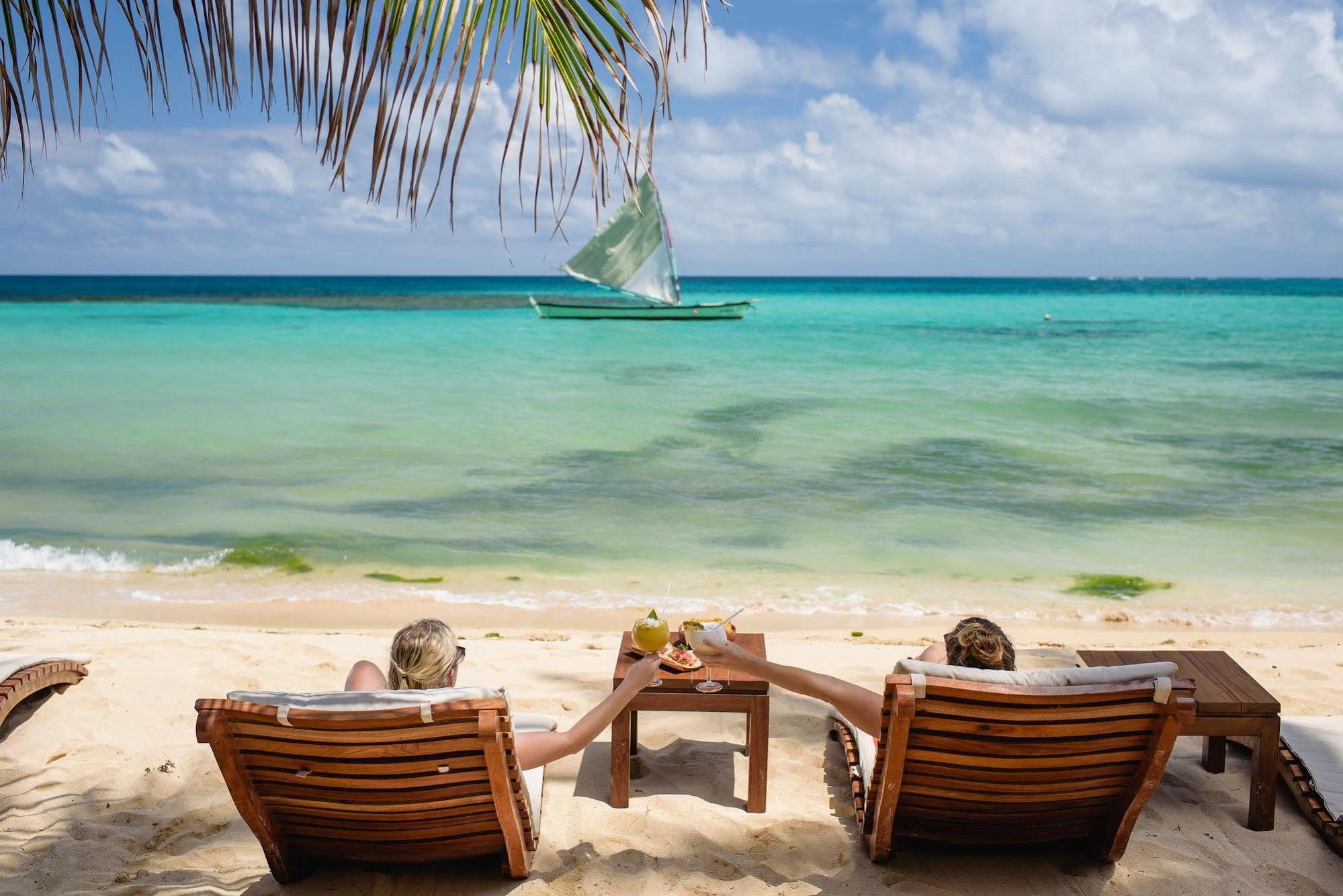 Yemaya Reefs, A Small Luxury Hotel Little Corn Island Buitenkant foto